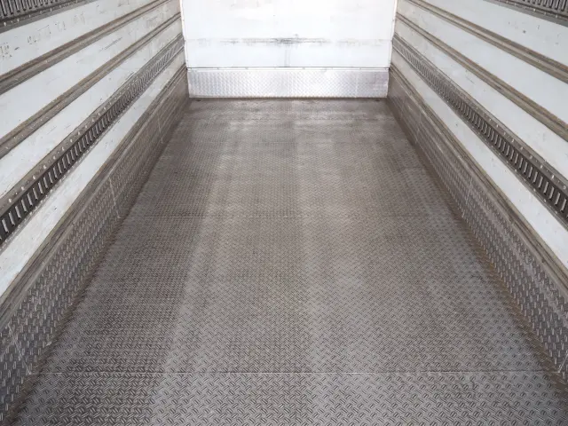 三菱 ファイター TKG-FK61F(2WD)の写真19