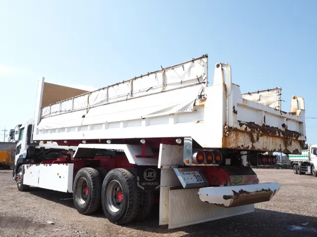 UD クオン QKG-CW5ZL(6x4)の写真3