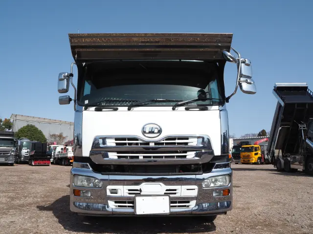 UD クオン QKG-CW5ZL(6x4)の写真8