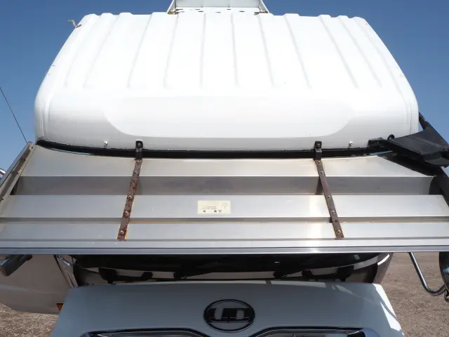 UD クオン QKG-CW5ZL(6x4)の写真10