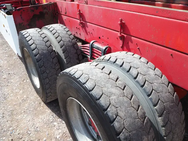 UD クオン QKG-CW5ZL(6x4)の写真29