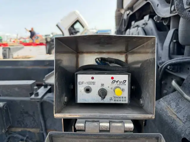 UD クオン LDG-CW5YL(6x4)の写真9