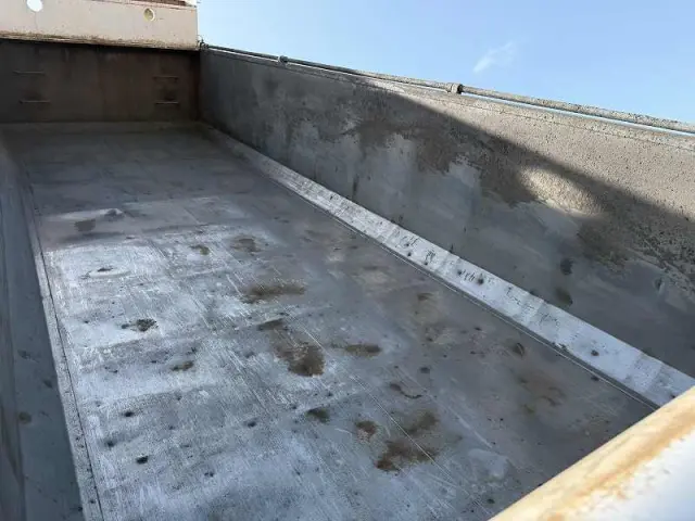 UD クオン LDG-CW5YL(6x4)の写真12