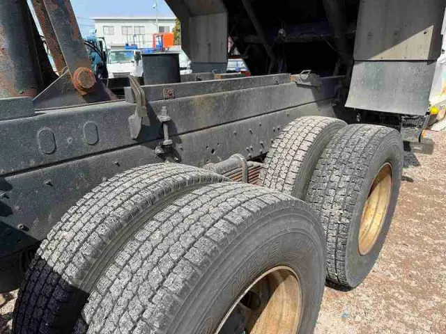 UD クオン LDG-CW5YL(6x4)の写真19