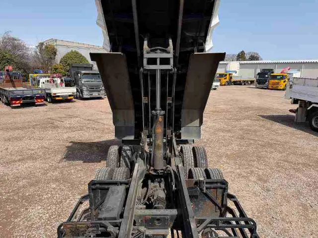 UD クオン LDG-CW5YL(6x4)の写真32