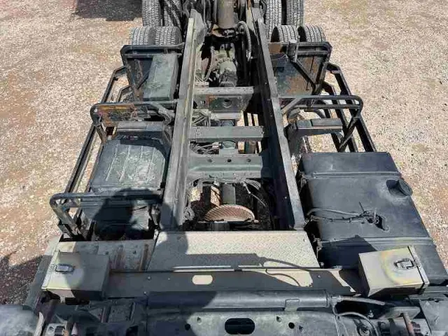 UD クオン LDG-CW5YL(6x4)の写真33