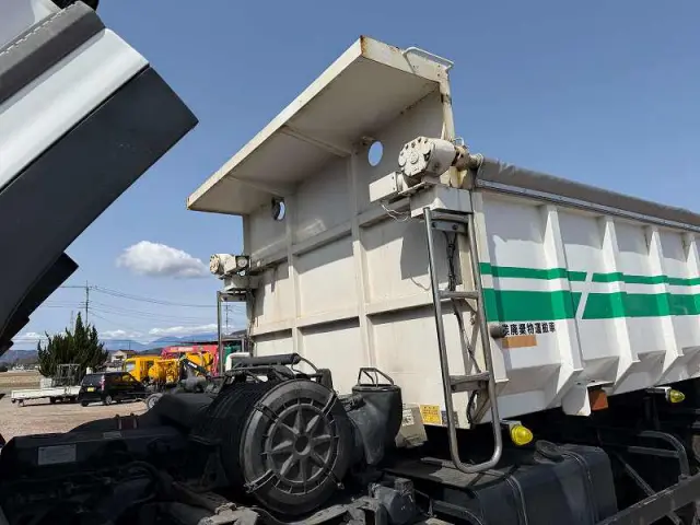 UD クオン LDG-CW5YL(6x4)の写真42