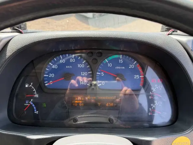 UD クオン LDG-CW5YL(6x4)の写真50