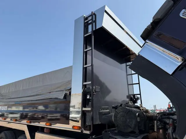 いすゞ ギガ QKG-CXZ77AT(6x2)の写真38