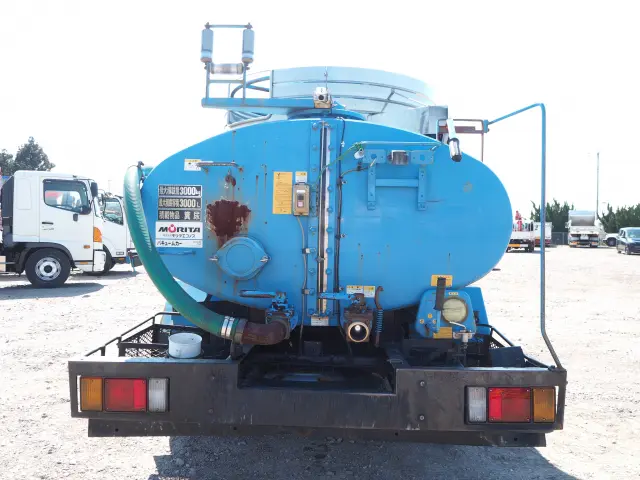 いすゞ エルフ TKG-NKR85N(2WD)の写真4