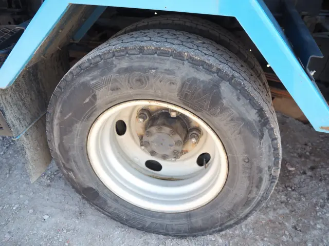 いすゞ エルフ TKG-NKR85N(2WD)の写真16