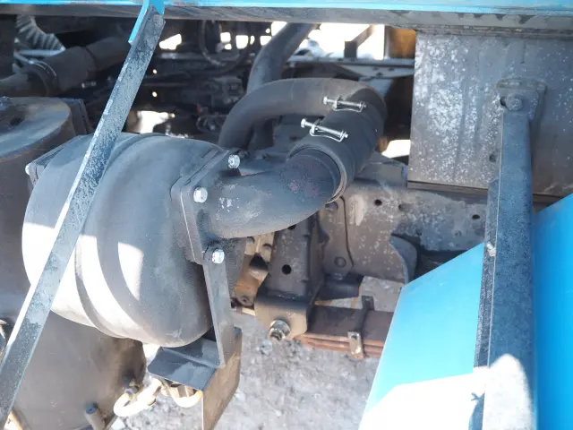 いすゞ エルフ TKG-NKR85N(2WD)の写真28