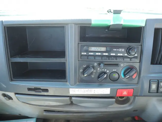 いすゞ エルフ TKG-NKR85N(2WD)の写真47
