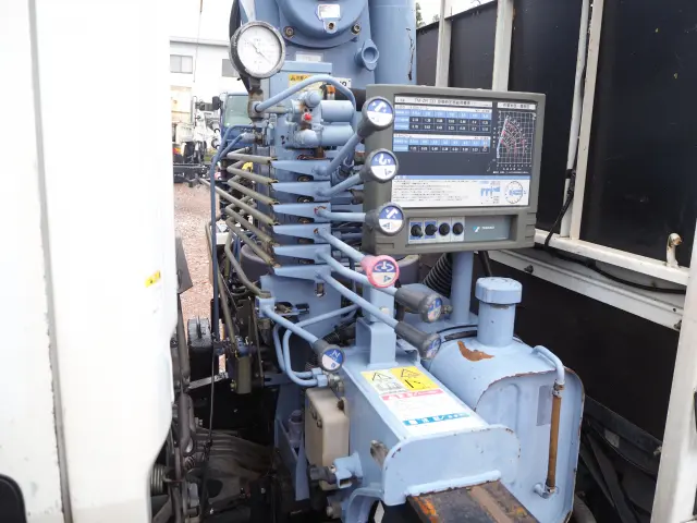 三菱 キャンター KK-FE70EB(2WD)の写真14