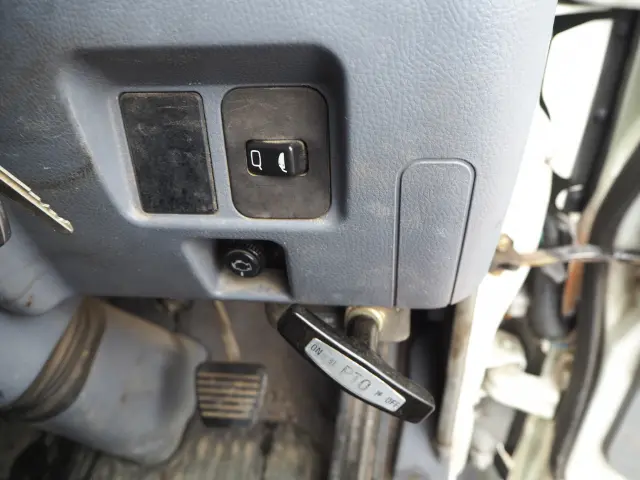 三菱 キャンター KK-FE70EB(2WD)の写真49