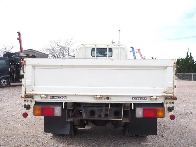 トヨタ ダイナ 2KG-XZU675(4WD)の写真4