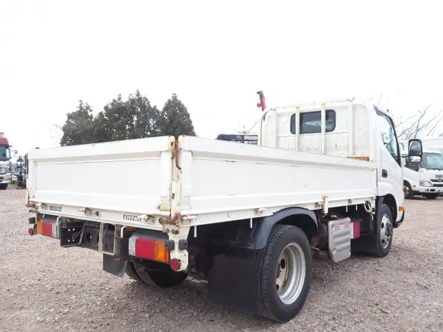 トヨタ ダイナ 2KG-XZU675(4WD)の写真5