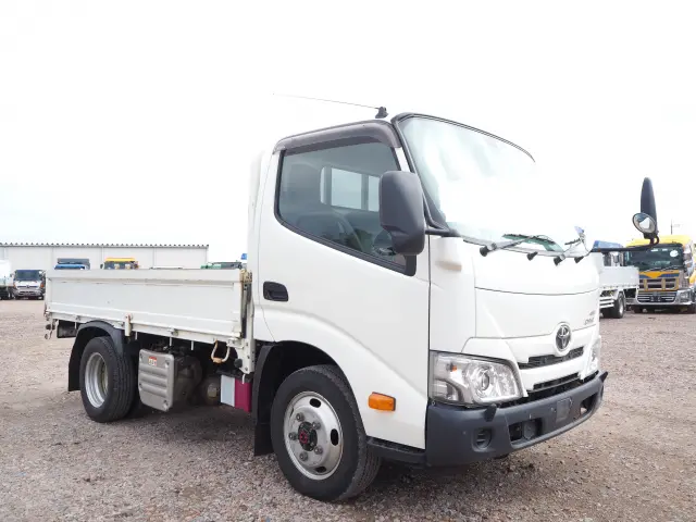 トヨタ ダイナ 2KG-XZU675(4WD)の写真7