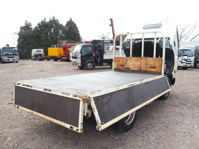 トヨタ ダイナ 2KG-XZU675(4WD)の写真32