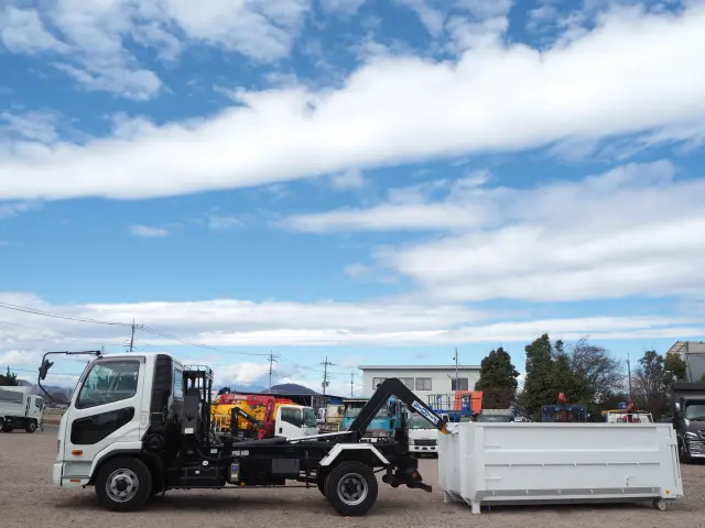 三菱 ファイター SKG-FK71F(2WD)の写真2