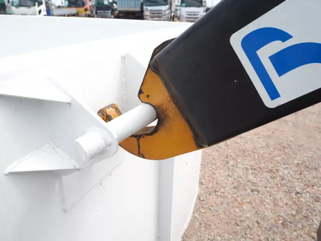 三菱 ファイター SKG-FK71F(2WD)の写真12