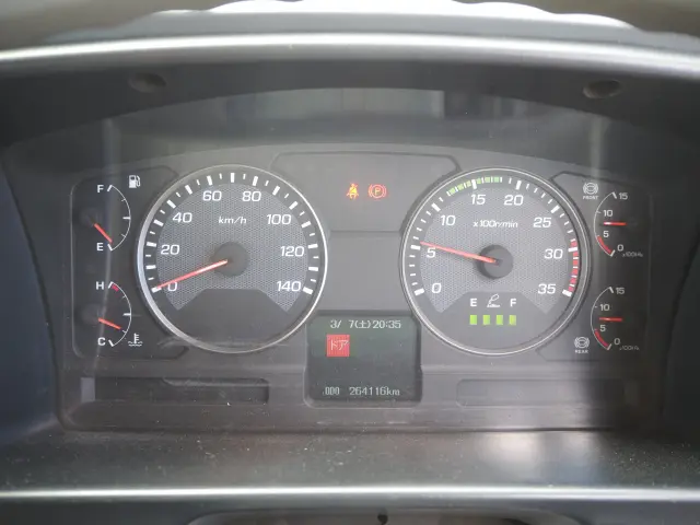 三菱 ファイター SKG-FK71F(2WD)の写真50