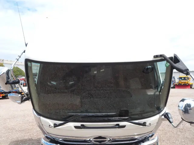 日野 レンジャー 2KG-FE2ACA(2WD)の写真8