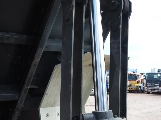 日野 レンジャー 2KG-FE2ACA(2WD)の写真13