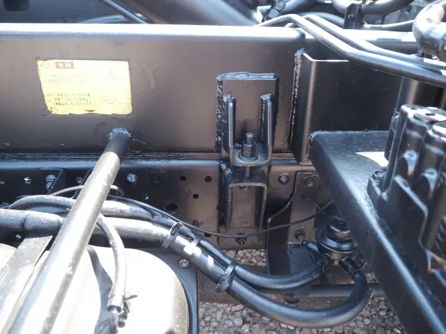 いすゞ エルフ BDG-NKR85N(2WD)の写真20