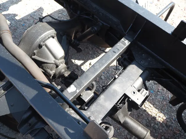 いすゞ エルフ BDG-NKR85N(2WD)の写真25