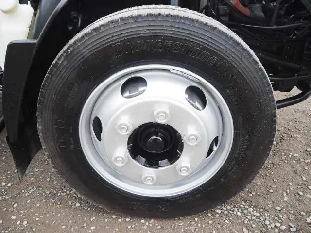 いすゞ エルフ PDG-NKR85YN(2WD)の写真9