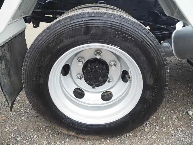 いすゞ エルフ PDG-NKR85YN(2WD)の写真12