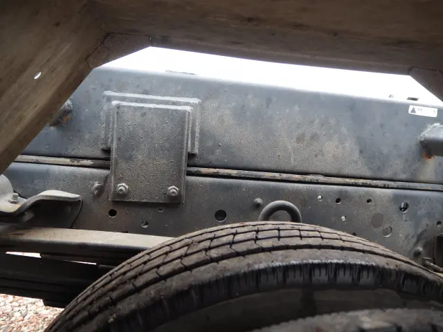 いすゞ エルフ PDG-NKR85YN(2WD)の写真26
