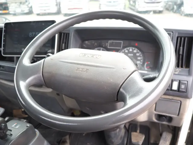 いすゞ エルフ PDG-NKR85YN(2WD)の写真44