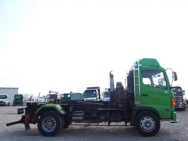 日野 レンジャー BDG-FJ7JEWA(2WD)の写真7