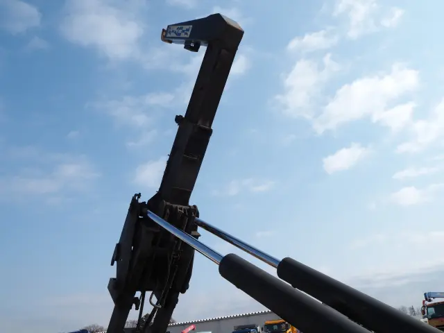 日野 レンジャー BDG-FJ7JEWA(2WD)の写真15