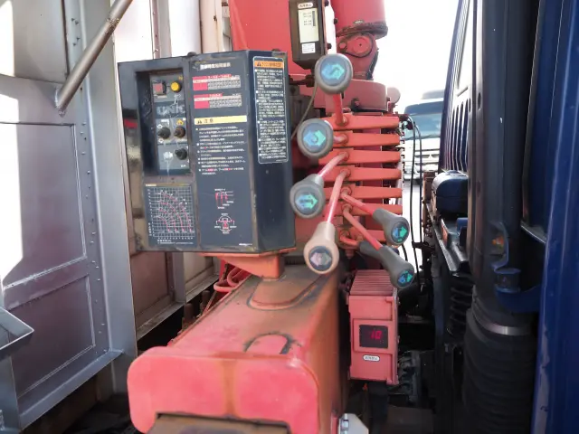 三菱 ファイター KL-FQ61FK(6x4)の写真12