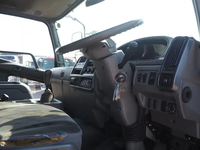 三菱 ファイター KL-FQ61FK(6x4)の写真45