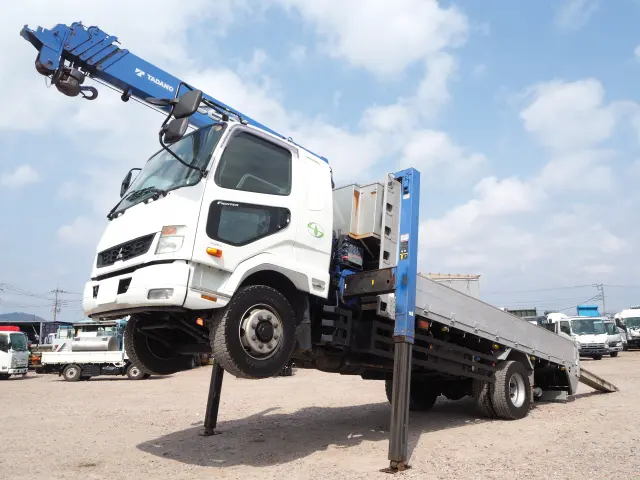 三菱 ファイター LKG-FK62FZ(2WD)の写真2