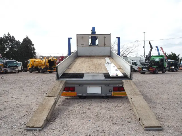 三菱 ファイター LKG-FK62FZ(2WD)の写真4