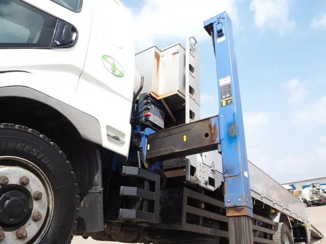 三菱 ファイター LKG-FK62FZ(2WD)の写真13