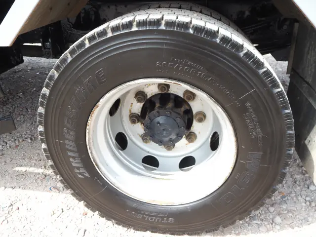 三菱 ファイター LKG-FK62FZ(2WD)の写真34