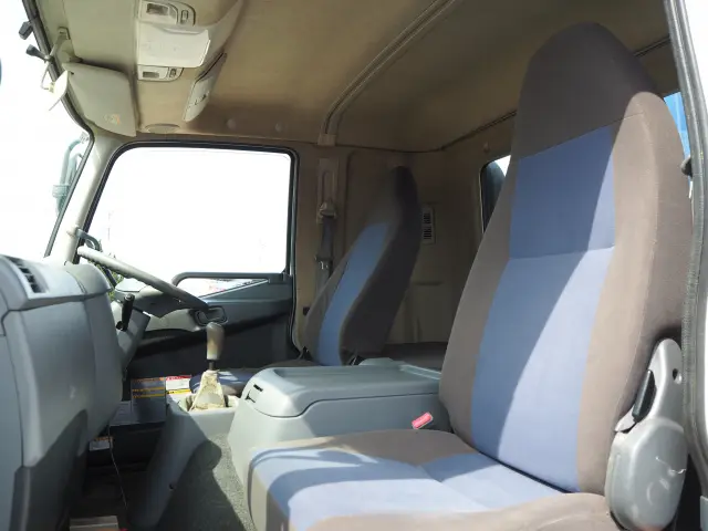 三菱 ファイター LKG-FK62FZ(2WD)の写真45