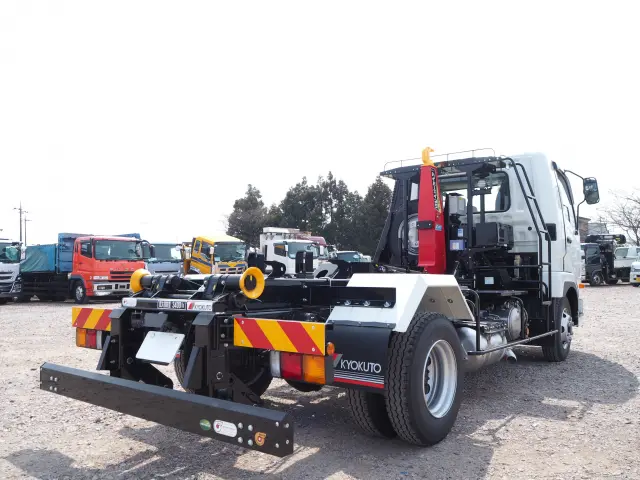 三菱 ファイター 2KG-FK72F(2WD)の写真5