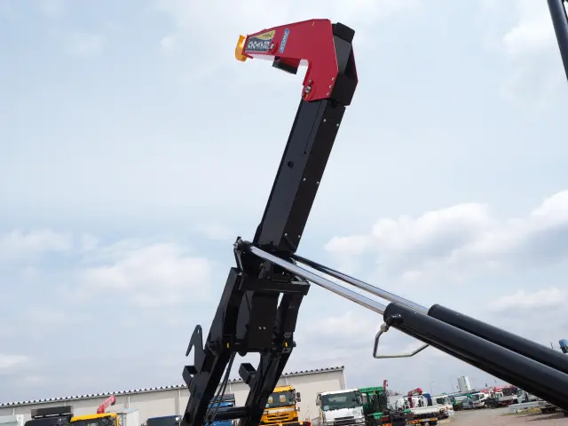 三菱 ファイター 2KG-FK72F(2WD)の写真17