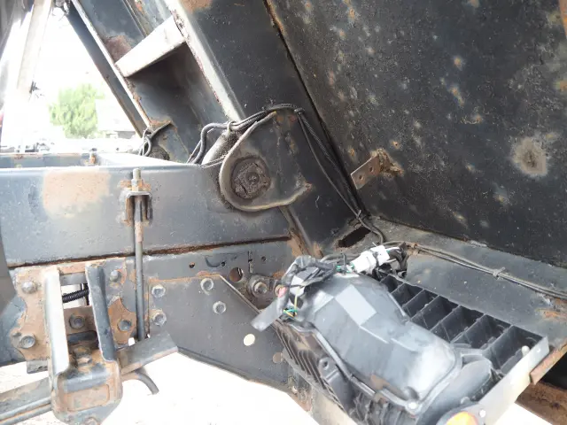 いすゞ フォワード PKG-FRR90S1(2WD)の写真28