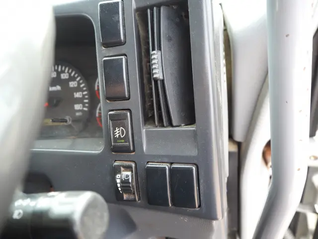 いすゞ フォワード PKG-FRR90S1(2WD)の写真49