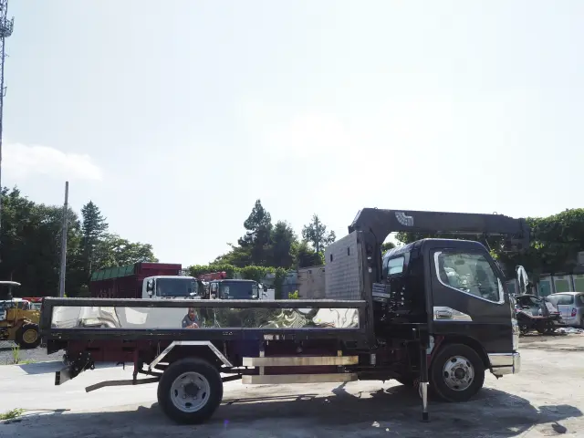 三菱 キャンター KK-FE73EEX(2WD)の写真6