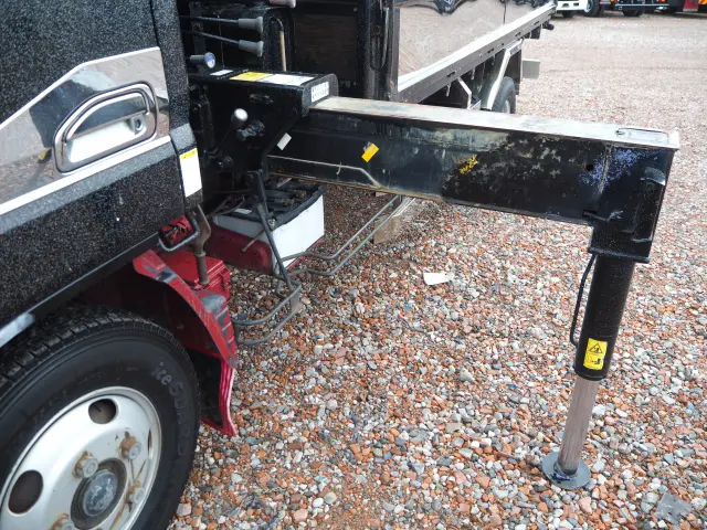 三菱 キャンター KK-FE73EEX(2WD)の写真13