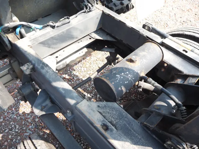 いすゞ エルフ PB-NKR81N(2WD)の写真24